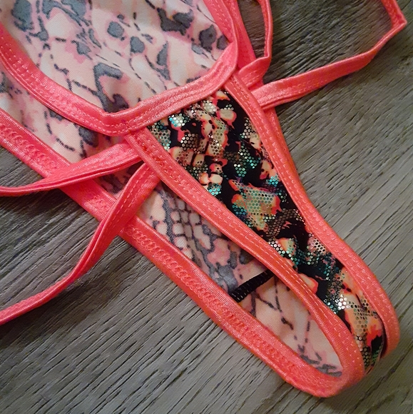 Custom Exotic Snakeskin Foil Print Suit - Picture 5 of 9